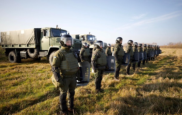 “Відповідь буде жорстка”. Мігранти загрожують Україні