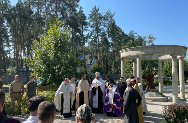 В  Обухівському районі вшанували  пам’ять захисників України, які загинули в боротьбі за незалежність, суверенітет і територіальну цілісність України