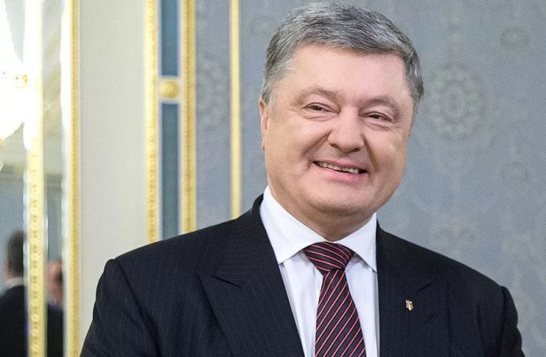 Порошенко подав в Раду закон, щоб дати можливість депутатам та чиновникам вільно відпочивати за кордоном, – Олещук