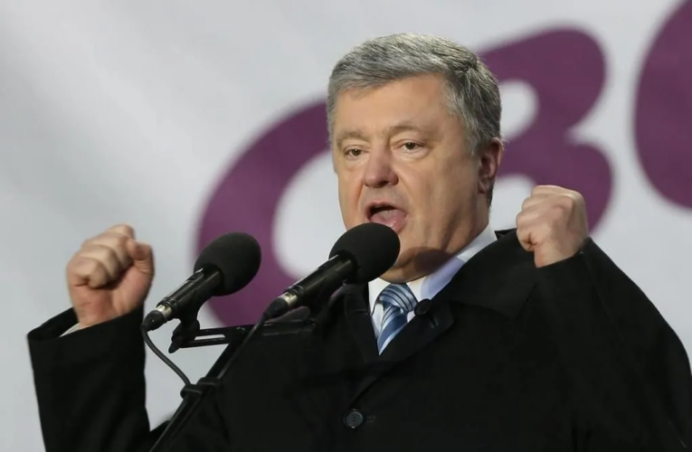 Порошенко піариться на ЗСУ за рахунок несплачених податків – військовий