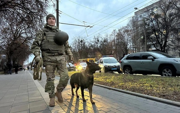 У Рівному пролунав вибух у будівлі ТЦК, є жертви