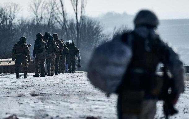 Зеленський продовжив воєнний стан і мобілізацію