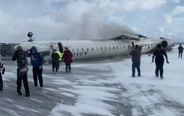 З’явилося відео аварії літака в аеропорту Канади