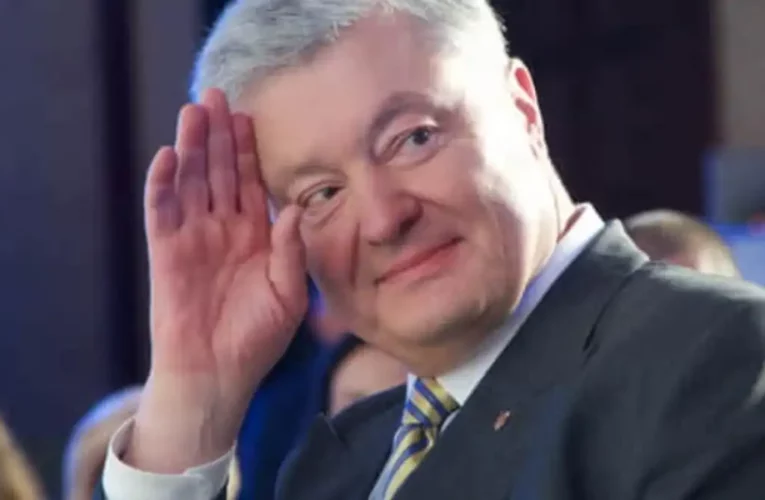 З’явилися нові подробиці здачі Криму під ЧФ Росії: Порошенко особисто лобіював, – ЗМІ