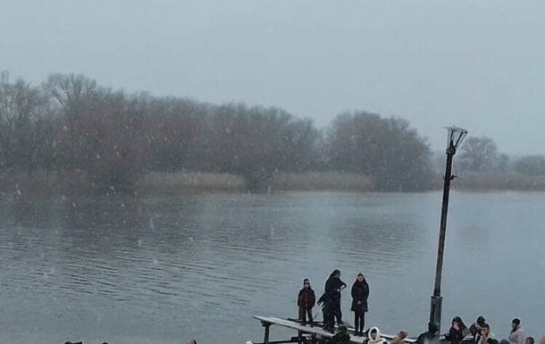 Жителям Запоріжжя в прифронтовій зоні заборонили підходити до Дніпра